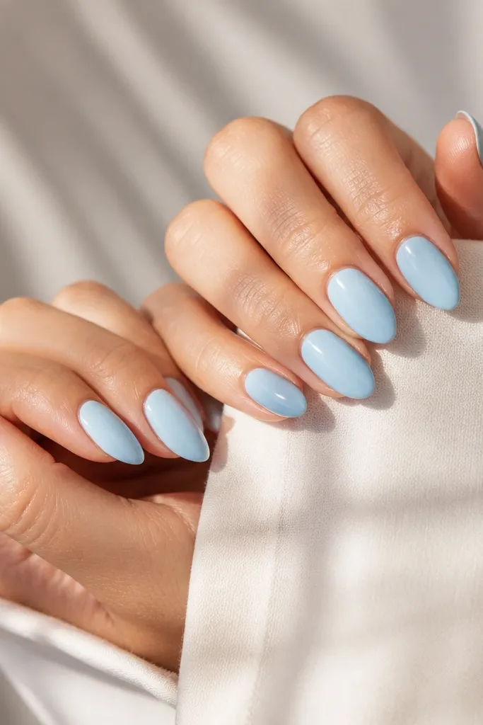 12 Sky Blue Gel Nails