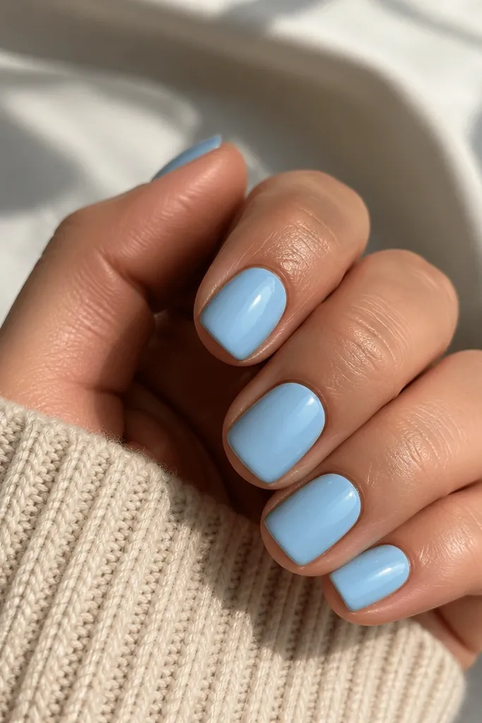 12 Sky Blue Short Nails